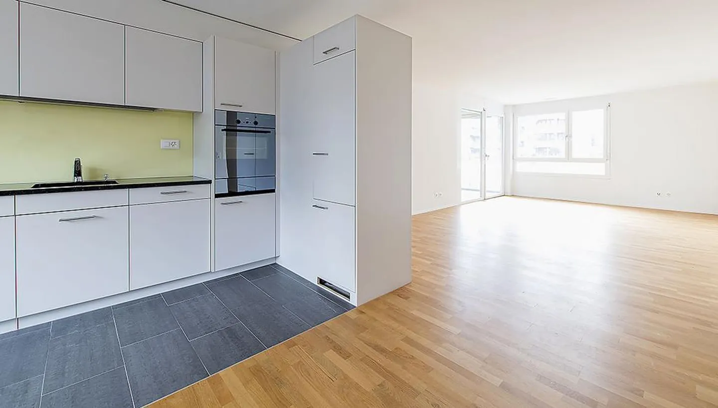 4.5 Room Apartment - Photo 2 of 9