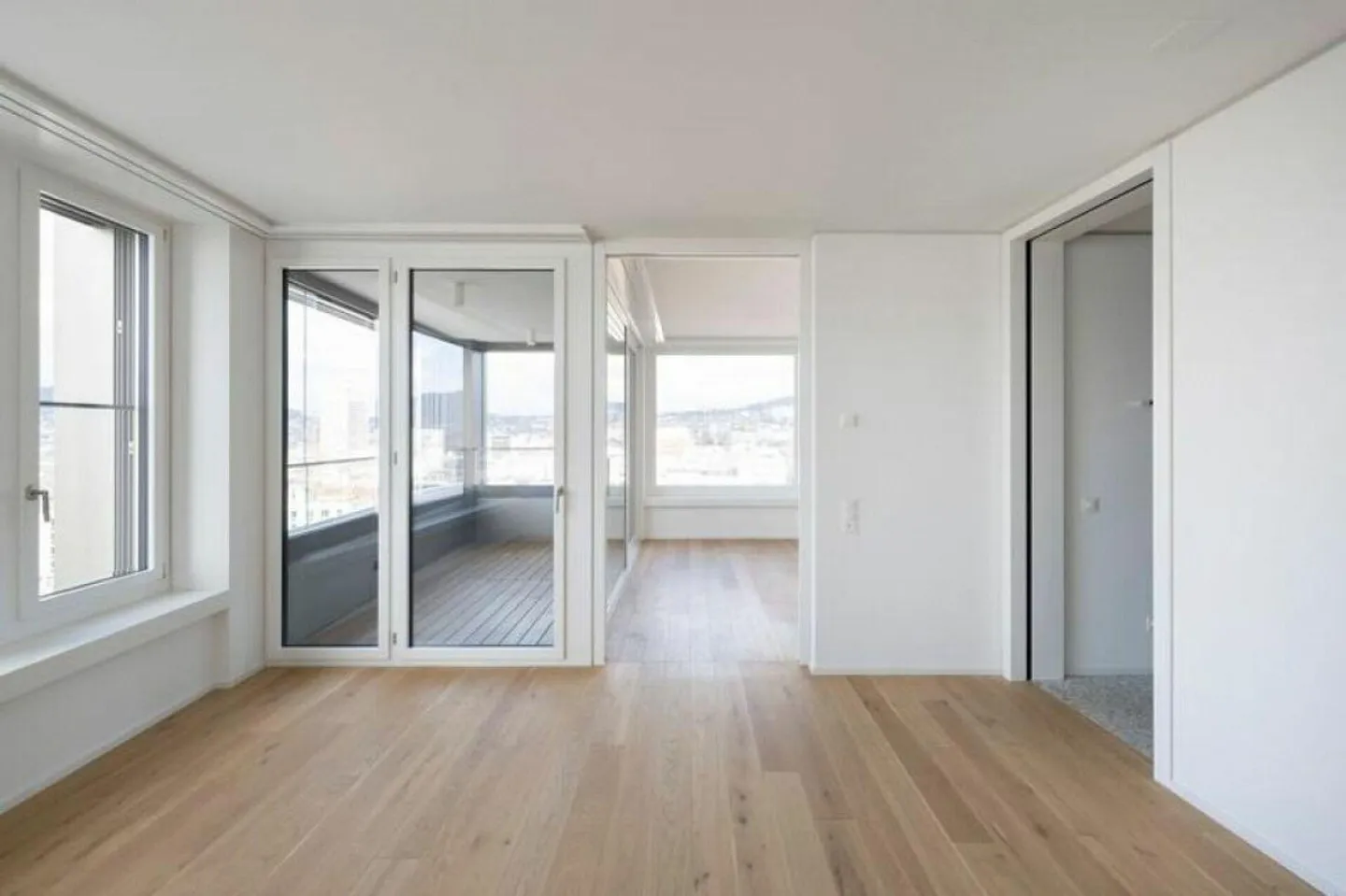 Ampio appartamento di 4,5 stanze C09.W7 nel cuore di Zurigo - Foto 3 di 7