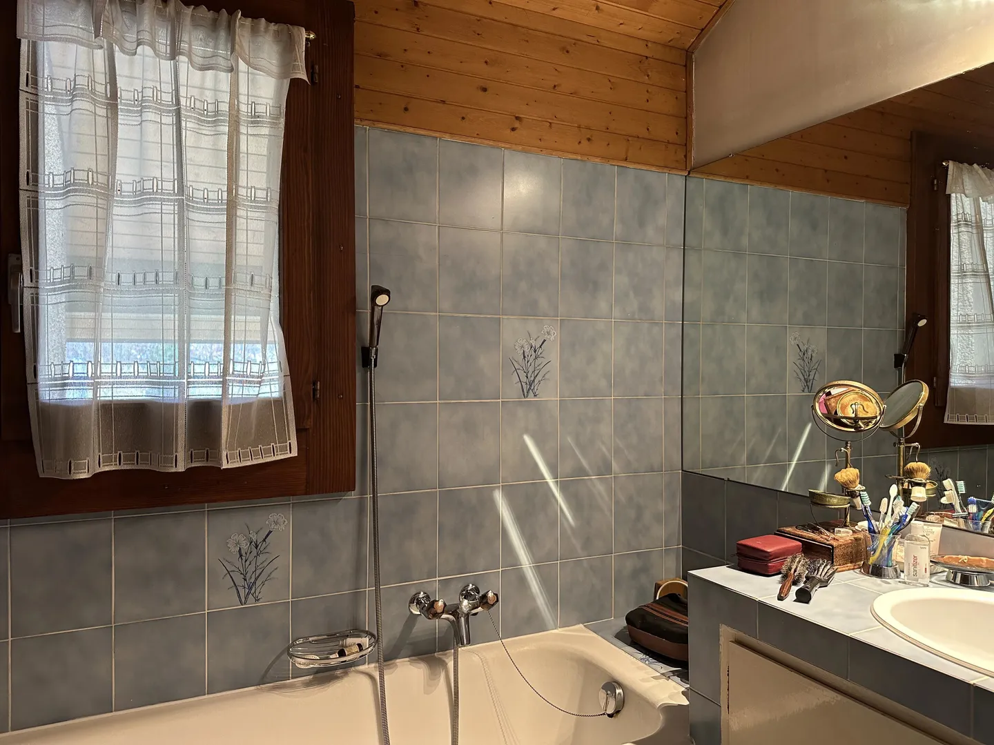 Single-family villa for renovation - Photo 6 of 6