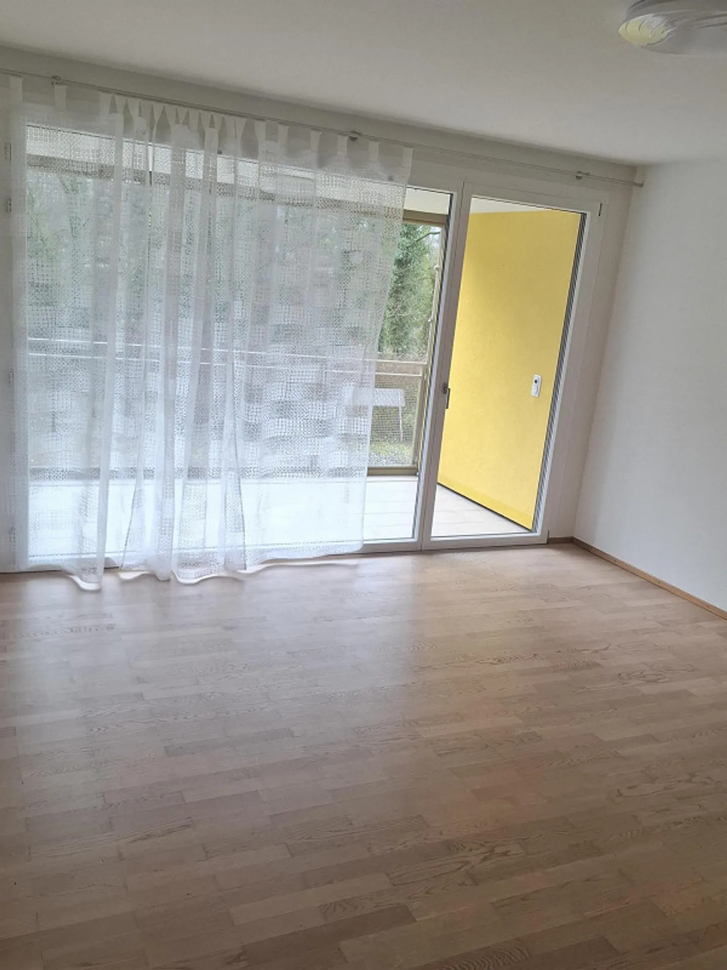 Appartement moderne de 2,5 pièces avec balcon à Grellingen - Photo 9 sur 13