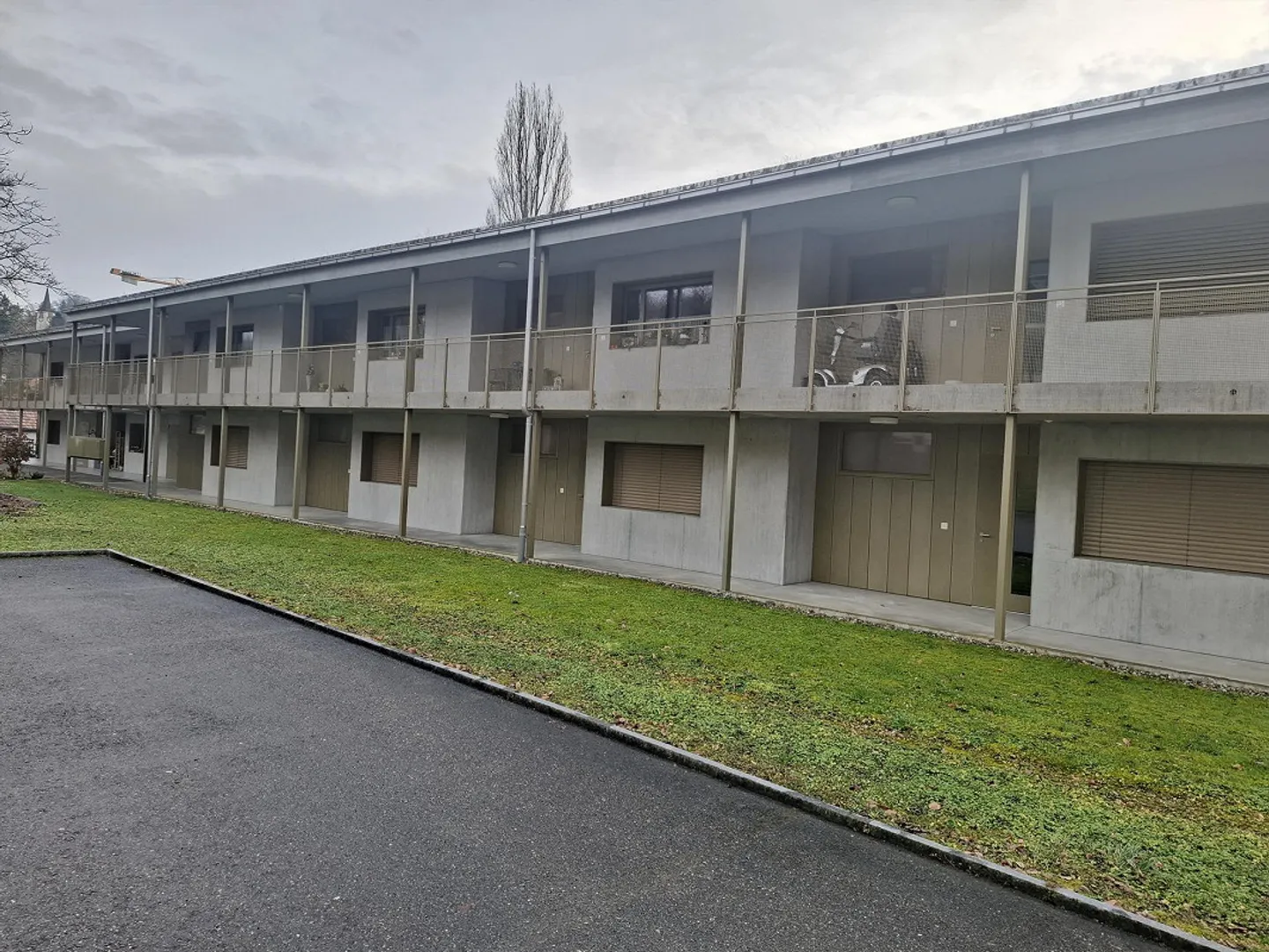 Appartement moderne de 2,5 pièces avec balcon à Grellingen - Photo 3 sur 13