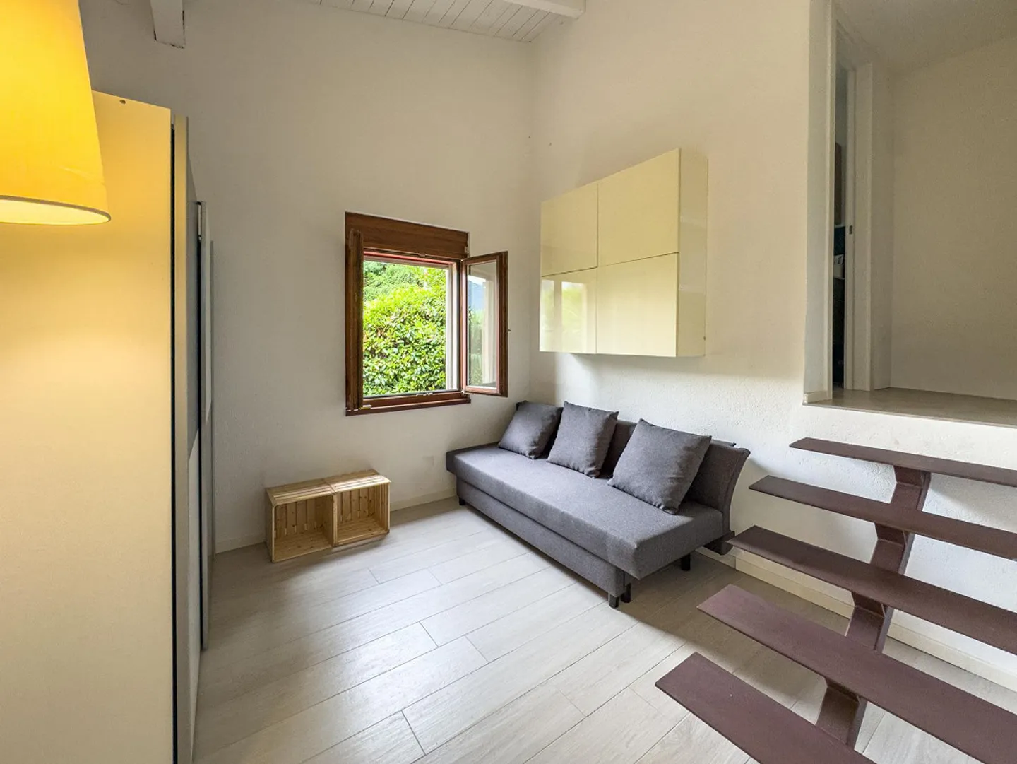 Zwillingshaus mit Seeblick und Garten in Bissone - Foto 6 von 11