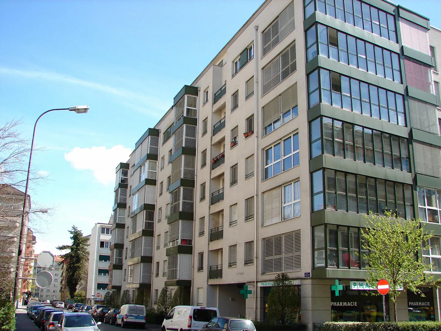 Parking aux Charmilles - Photo 2 sur 3