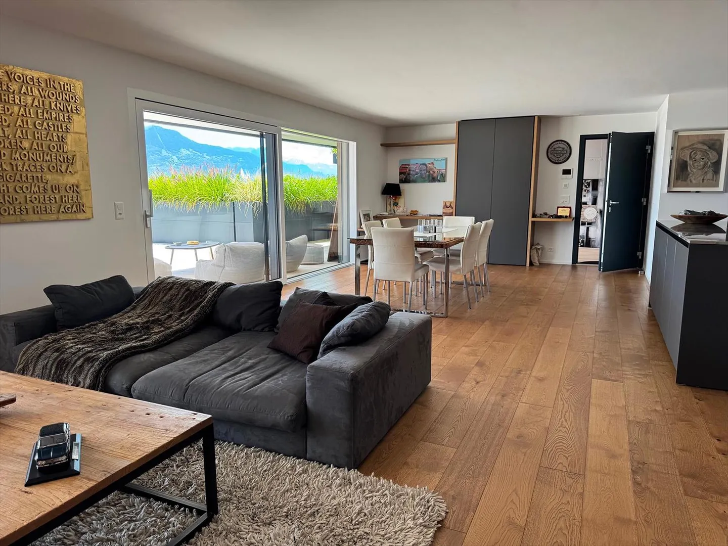 Appartamento con terrazza 5.5 stanze - Foto 5 di 13
