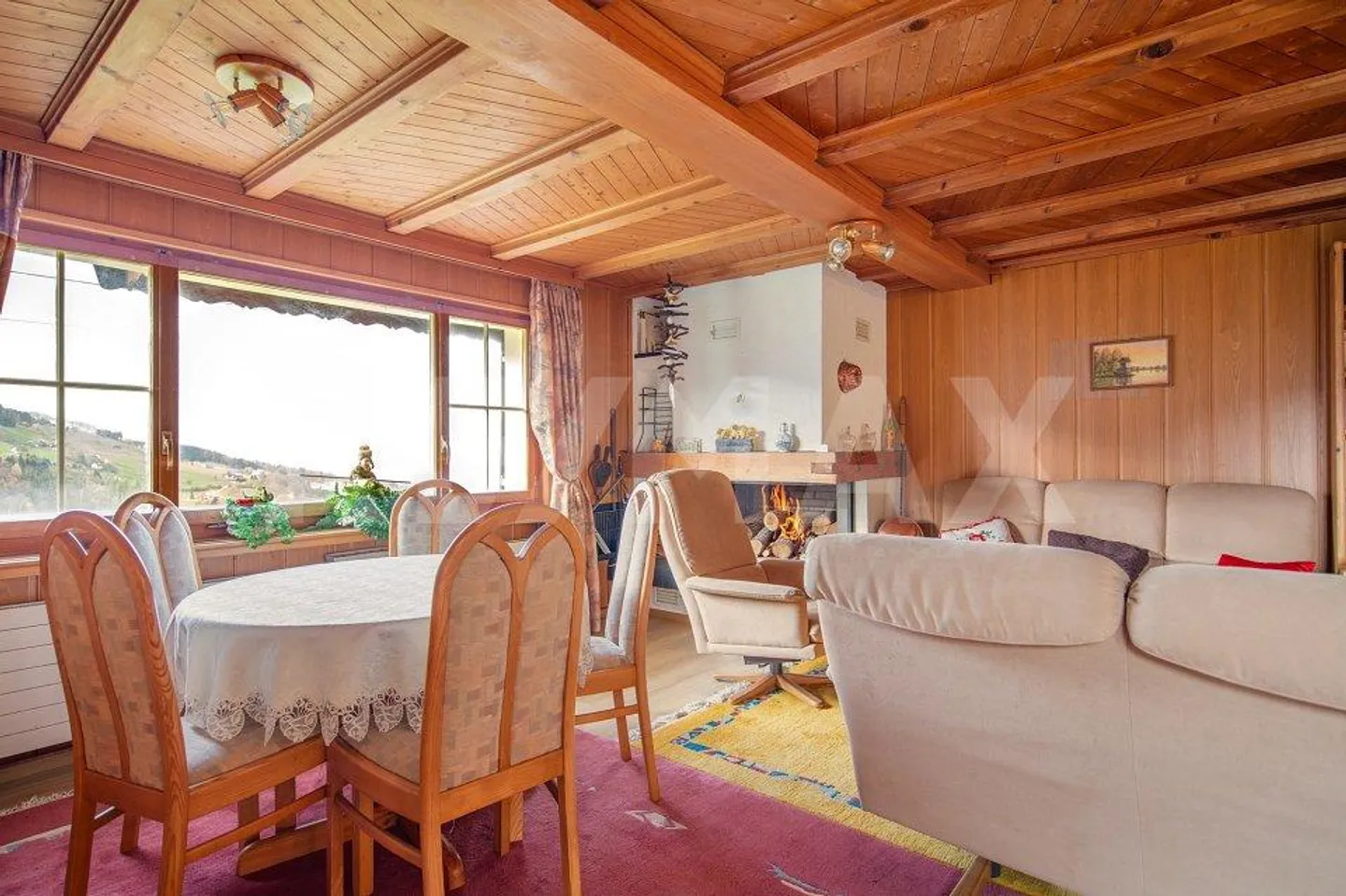 Casa di campagna accogliente e ben tenuta di 4,5 stanze, con vista panoramica mozzafiato in una posizione soleggiata, Siebnen SZ - Foto 1 di 13