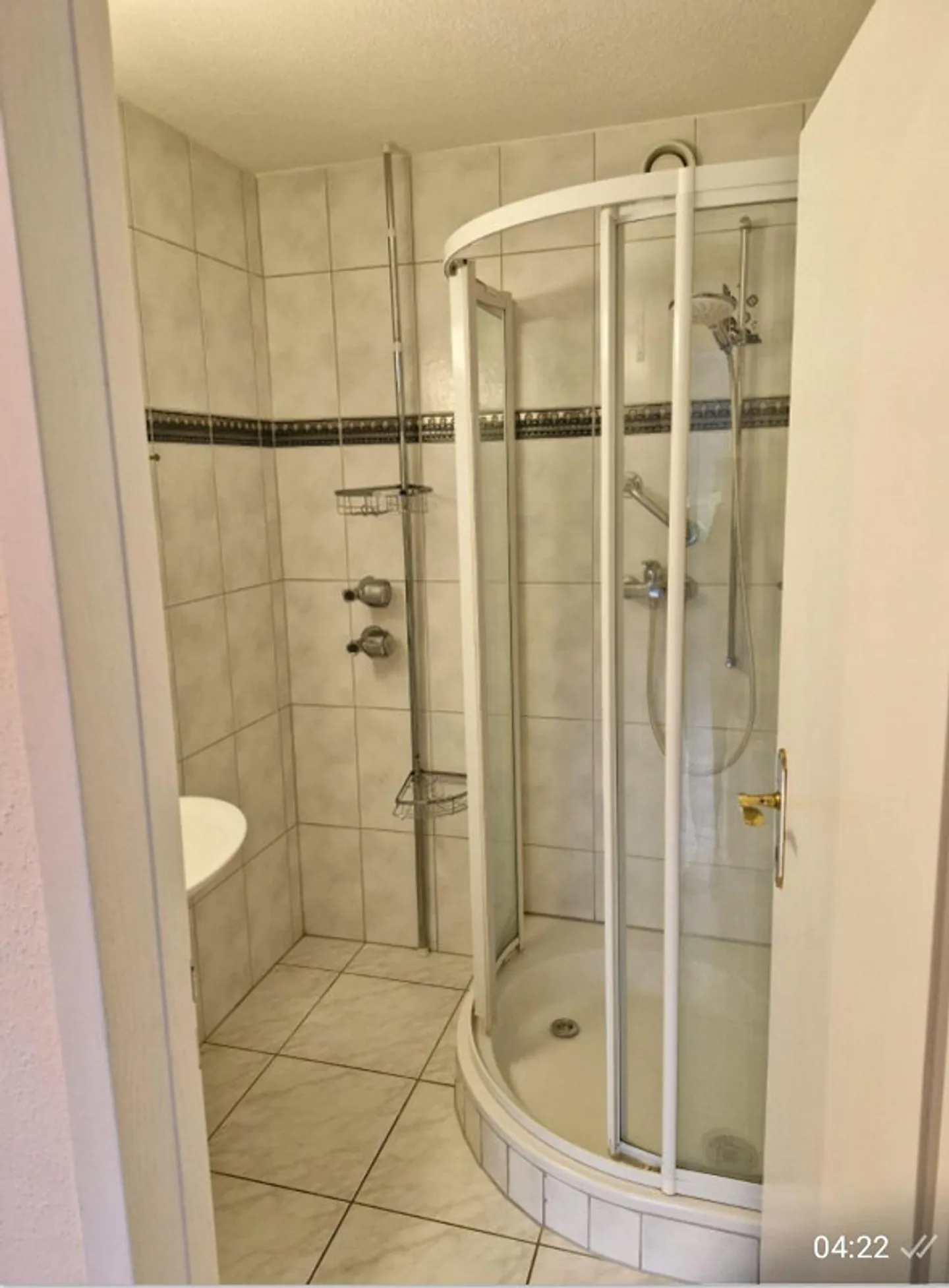 Schöne ,3,5 Zimmer Wohnung in ruhige Lage - Foto 3 von 10