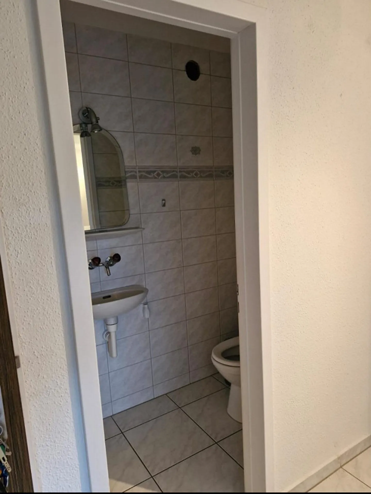 Schöne ,3,5 Zimmer Wohnung in ruhige Lage - Foto 6 von 10