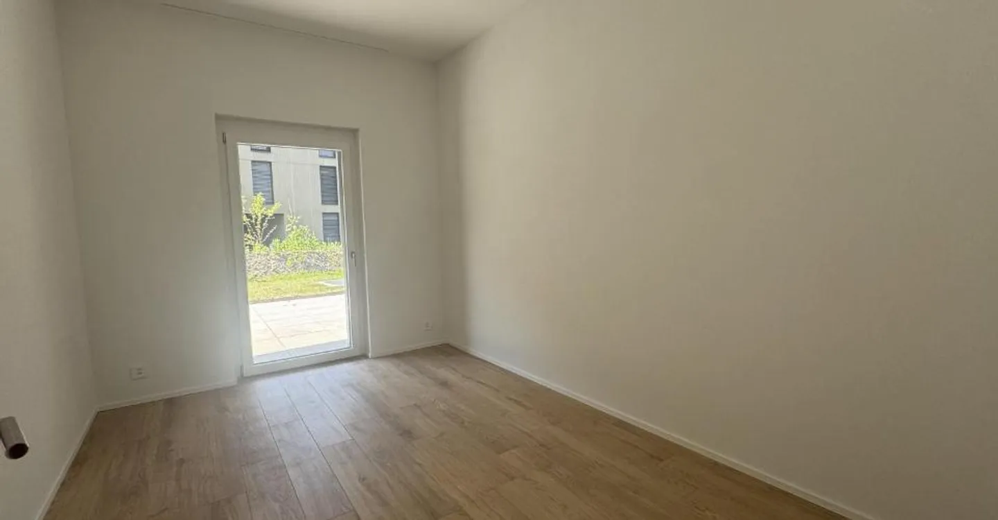 05583 - Appart. 3½ PCES - IMP. CHAMP-RIOND 8 - MATRAN - Foto 8 von 10