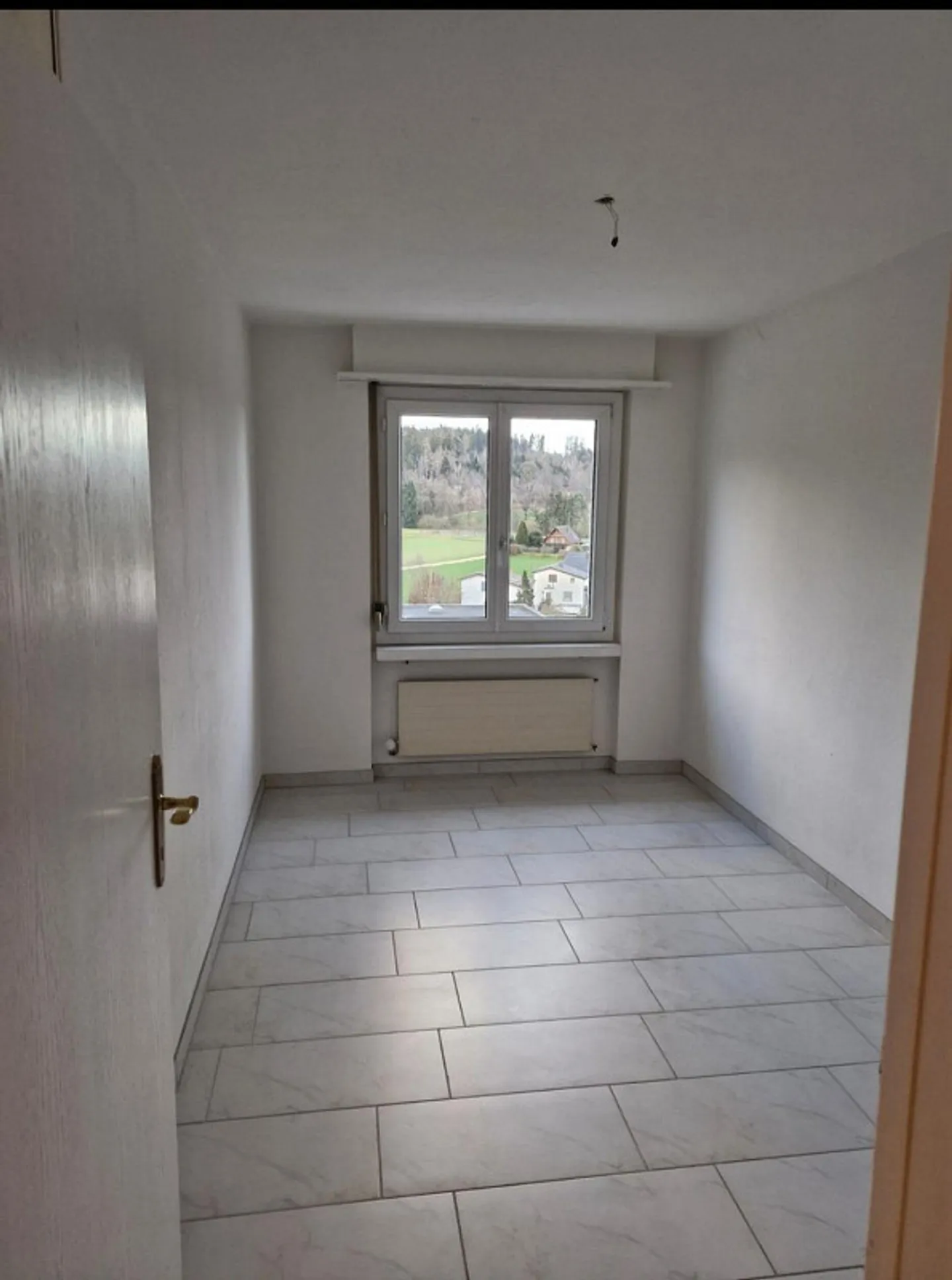 Schöne ,3,5 Zimmer Wohnung in ruhige Lage - Foto 5 von 10