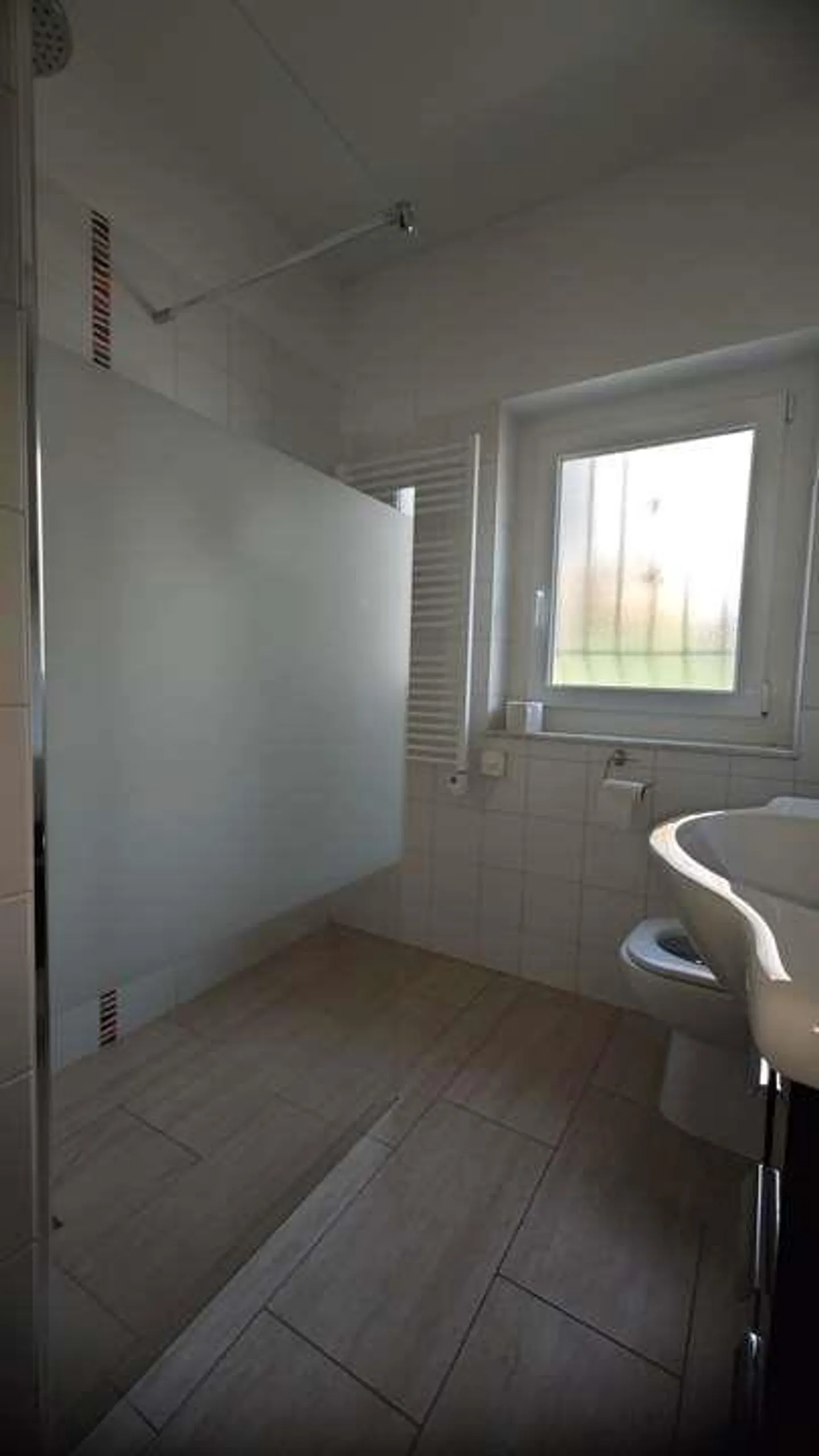 Proprietà residenziale immersa nel verde con vista panoramica - Foto 12 di 13