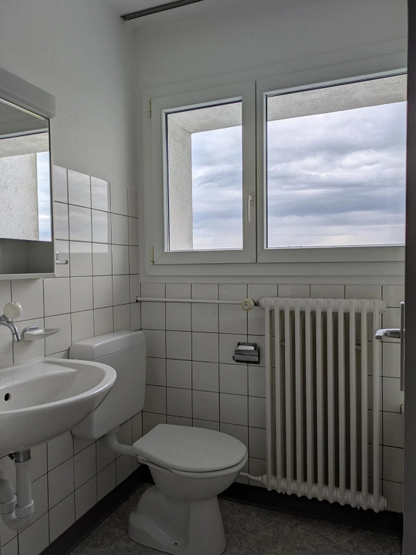 2-room apartment in Niederuzwil - Photo 5 of 11