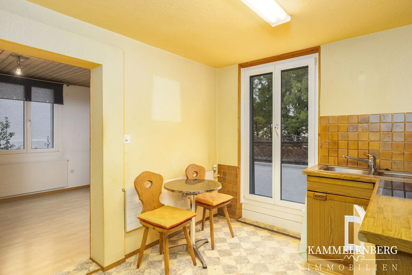 Casa bifamiliare con 11 stanze e 4 posti auto - Foto 18 di 32