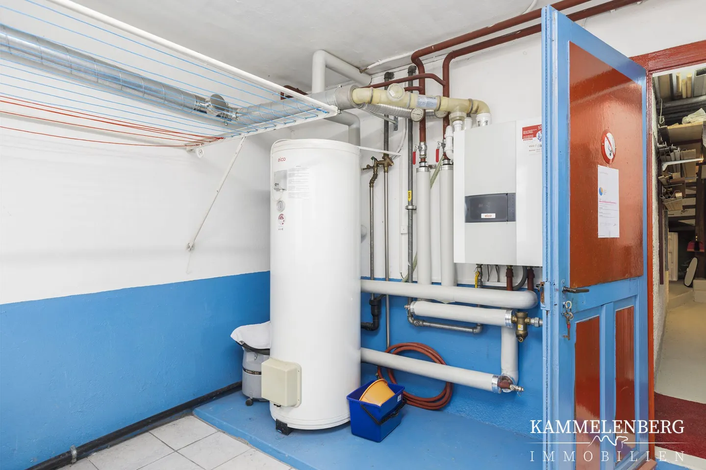 Casa bifamiliare con 11 stanze e 4 posti auto - Foto 27 di 32