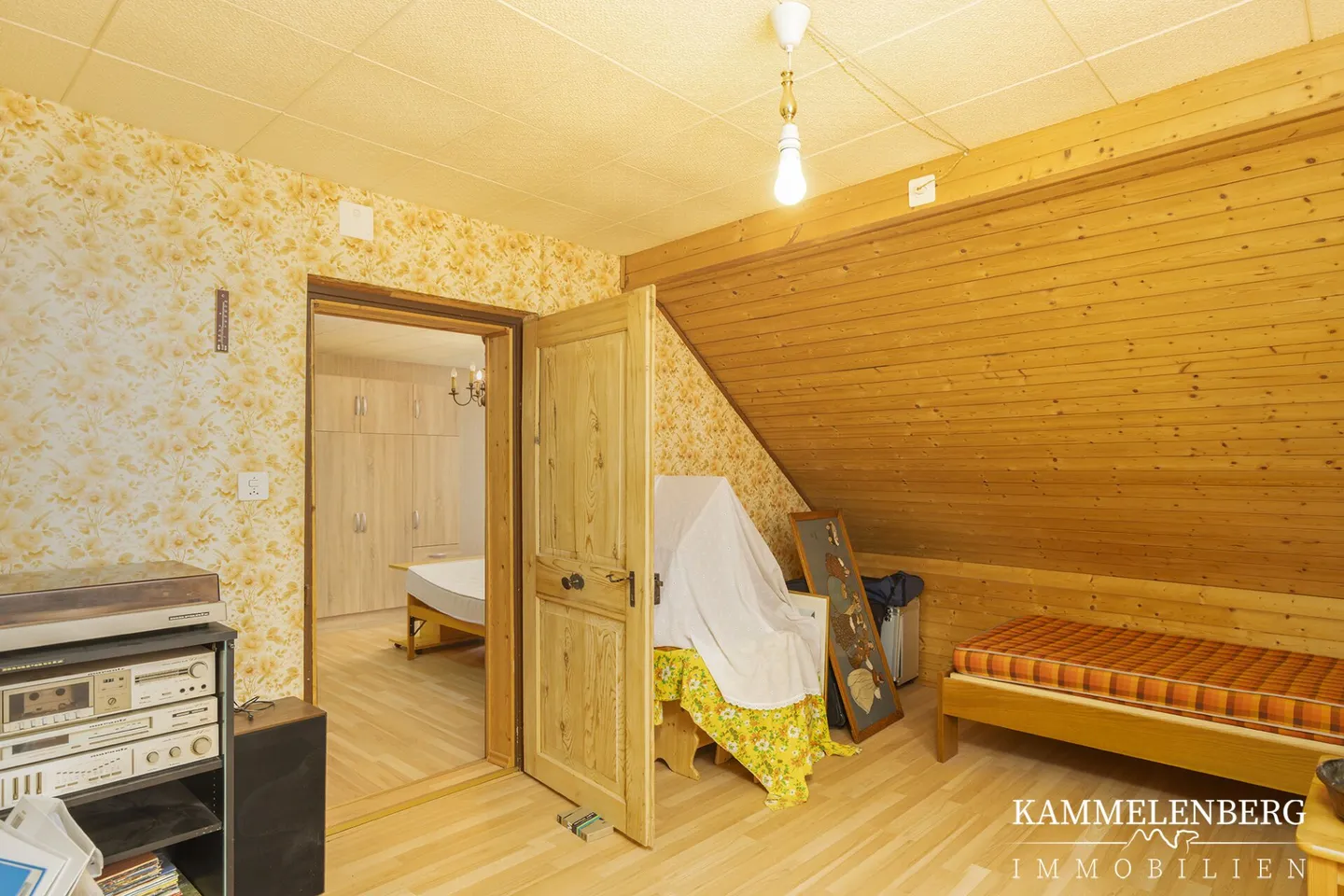 Casa bifamiliare con 11 stanze e 4 posti auto - Foto 29 di 32