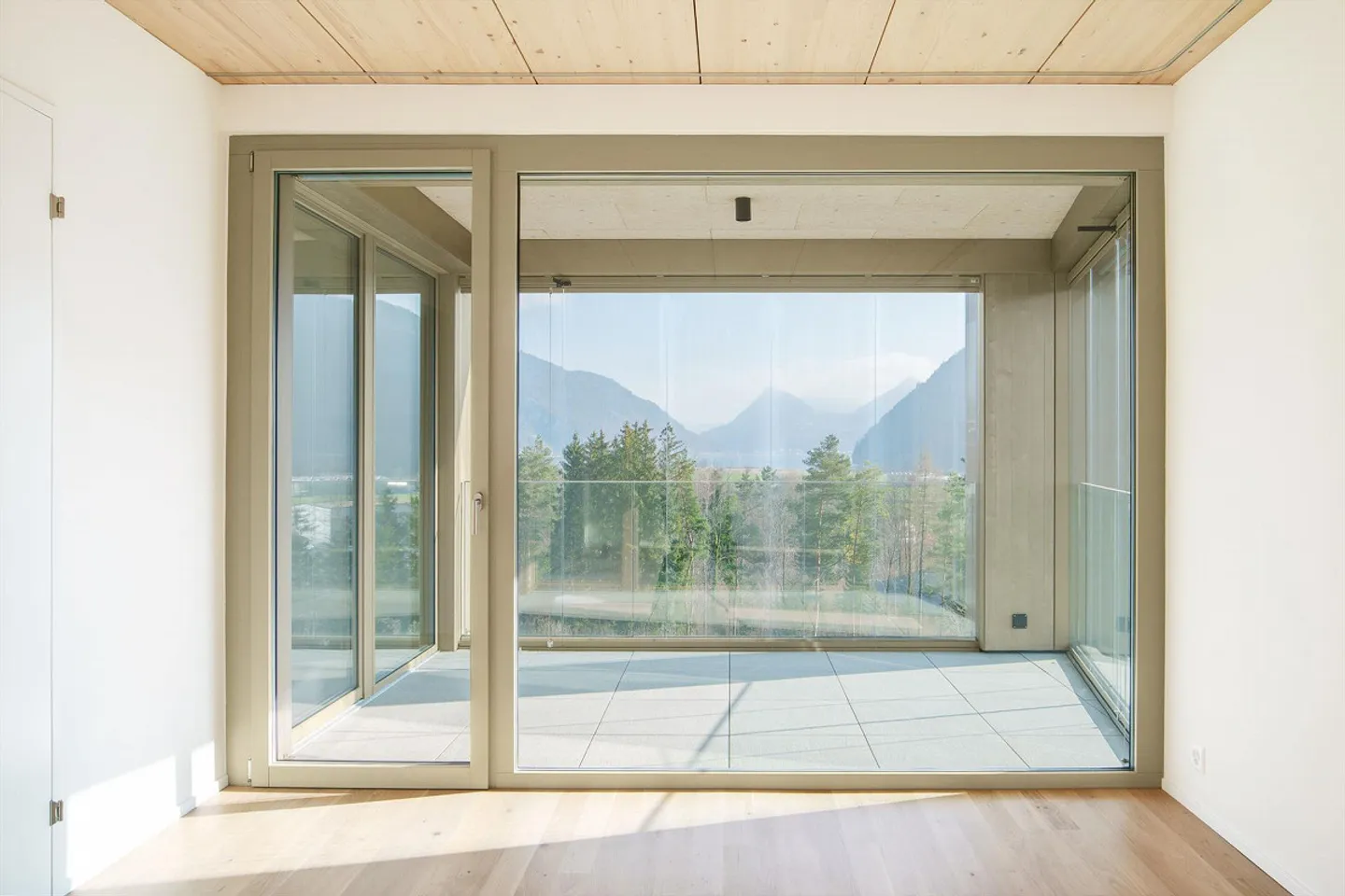 Moderne 4.5 Zimmer Wohnung - Foto 4 von 8