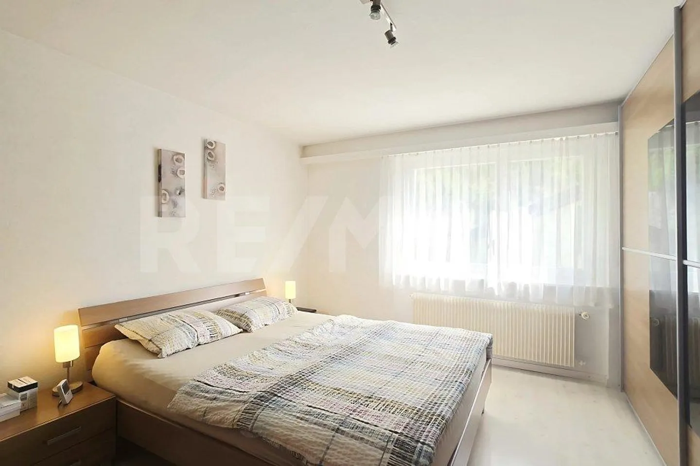 Mehrfamilienhaus mit Traumhaftem Blick - Foto 12 von 13