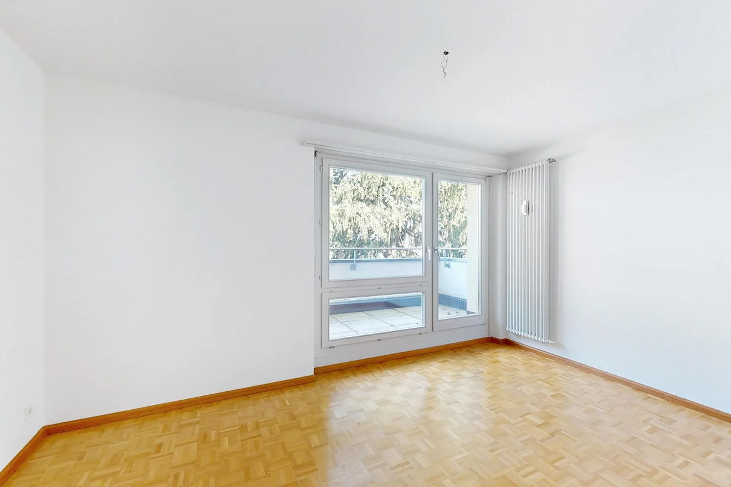 Il tuo rifugio soleggiato nel verde - Foto 3 di 6