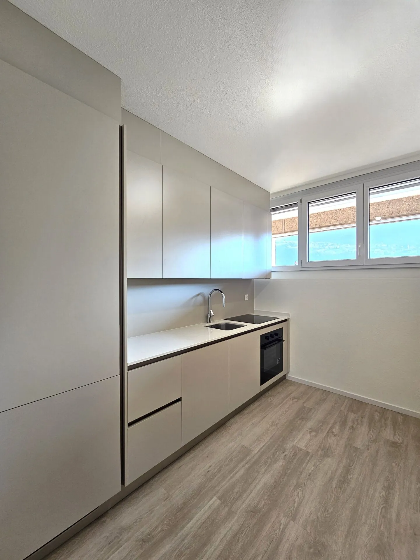 Charmante Wohnung in historischem Gebäude - Foto 3 von 9