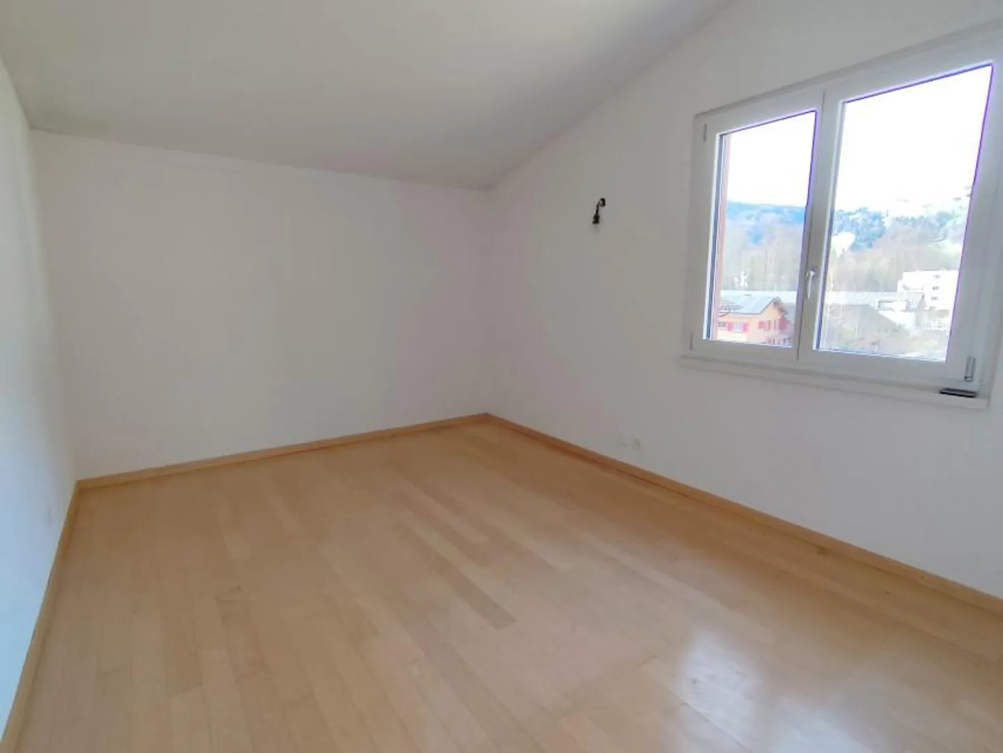 Charmante Attikawohnung mit Aussicht - Foto 8 von 14