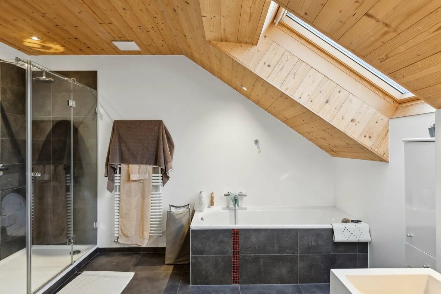 Appartamento Triplex di Lusso, Terrazza, Vista sulle Alpi - Foto 19 di 26