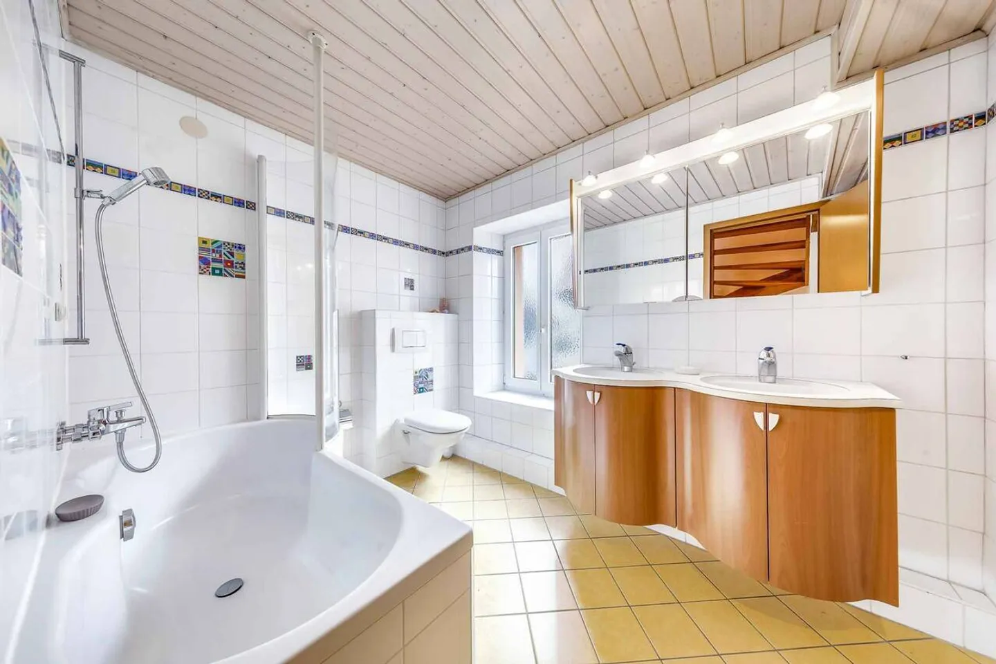 Der authentische Charme eines Hauses im Herzen des Dorfes - Foto 4 von 10