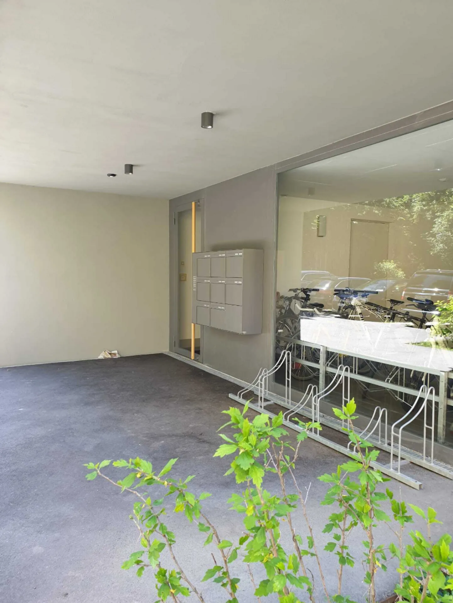 Charming Swiss Chalet Retreat - Photo 3 of 11