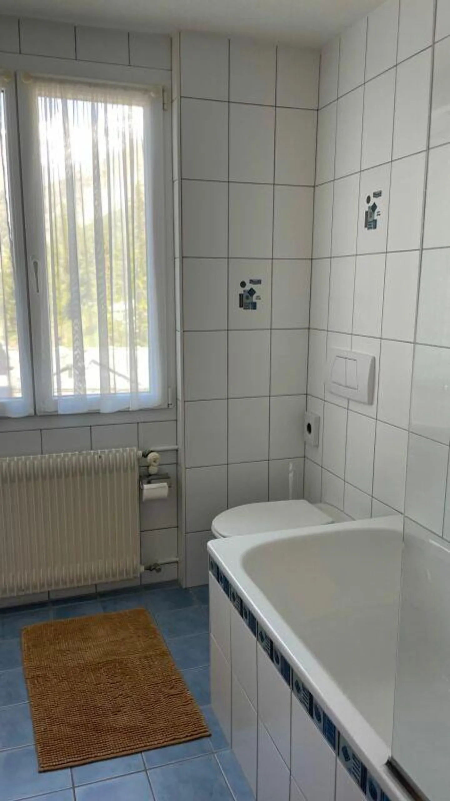 Emplacement - Emplacement - Emplacement! Très spacieux appartement de 3,5 pièces près de l'Alpin Exp... - Photo 10 sur 23