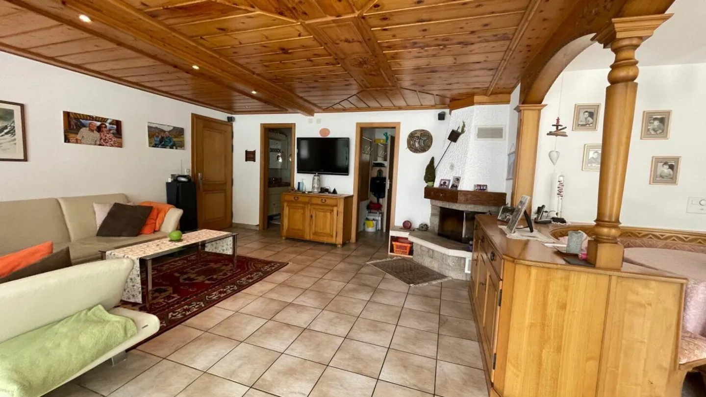 Emplacement - Emplacement - Emplacement! Très spacieux appartement de 3,5 pièces près de l'Alpin Exp... - Photo 14 sur 23