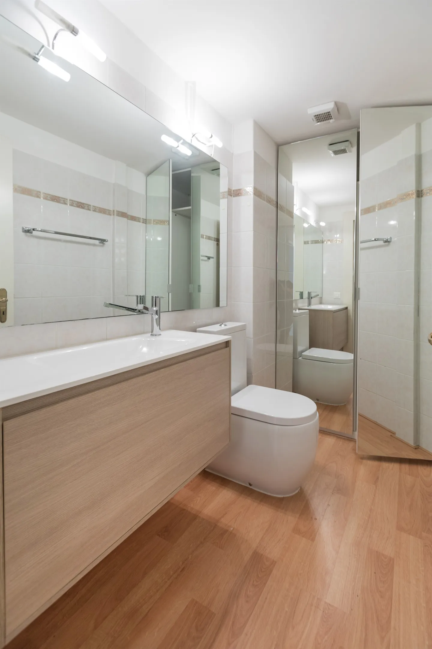 Eleganter Büroraum in Lugano - Foto 1 von 2