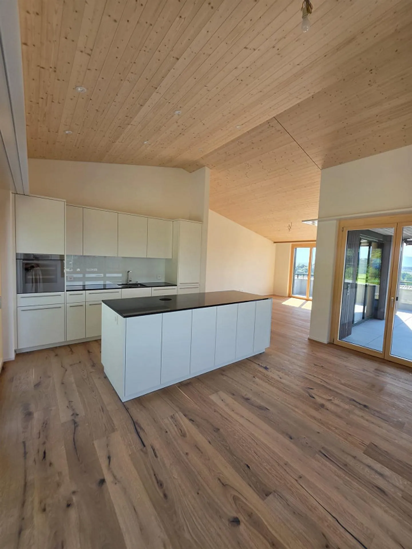 Exklusive Wohnung mit Panoramaaussicht - Foto 2 von 16