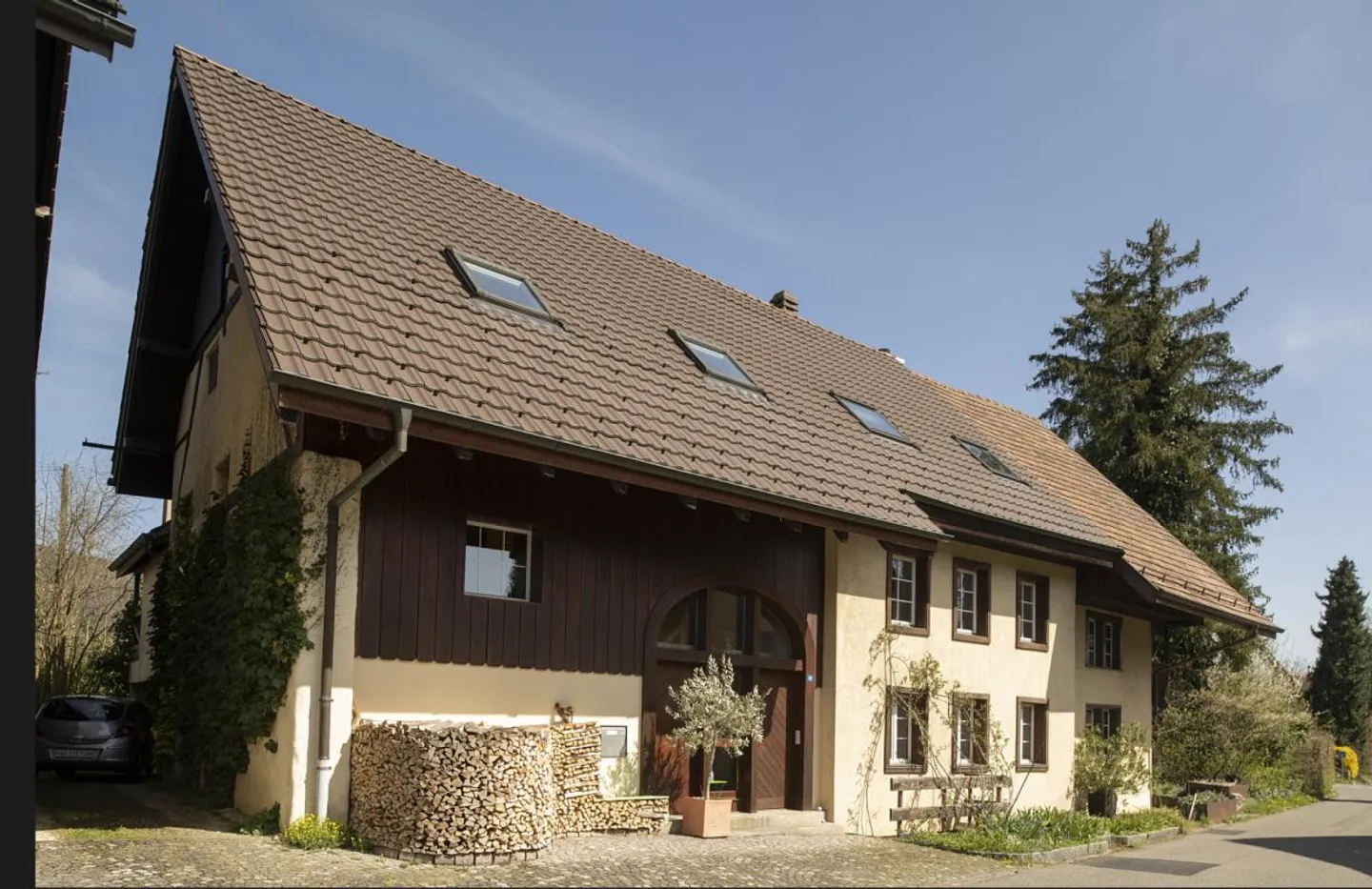 Une maison de rêve avec 7 pièces et beaucoup de liberté de conception - Photo 1 sur 13