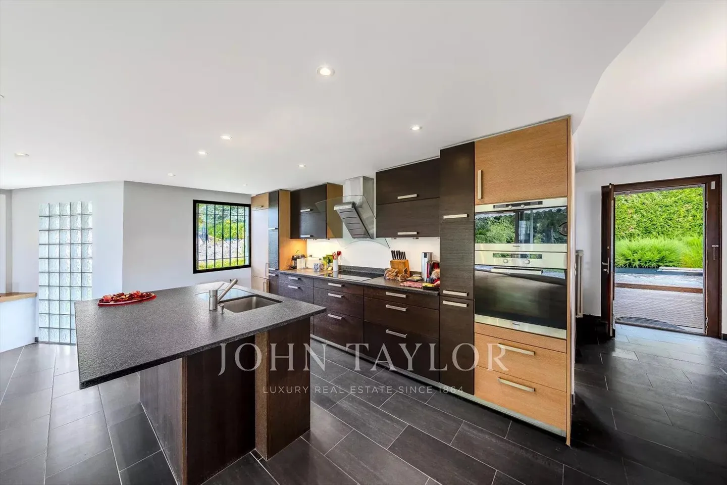 Prächtige freistehende Villa in Villeneuve - Foto 7 von 13