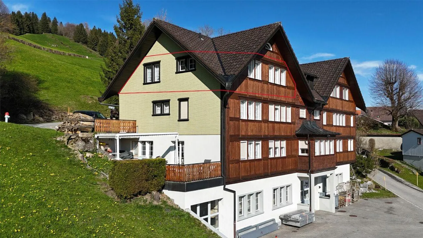 Charming 3.5-room apartment in sunny location with a view - Photo 11 of 12