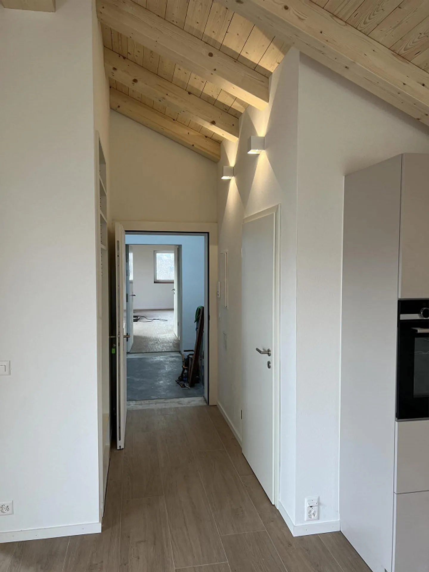 Première location ! Appartements en penthouse tout neufs au centre de Regensdorf - Photo 8 sur 9