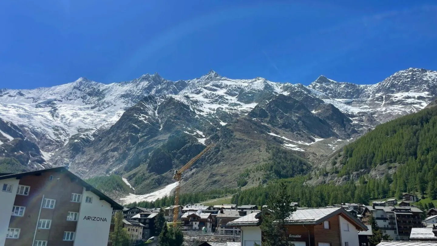 Emplacement - Emplacement - Emplacement! Très spacieux appartement de 3,5 pièces près de l'Alpin Exp... - Photo 20 sur 23