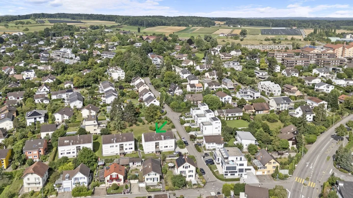 Appartement attrayant de 3,5 pièces au rez-de-chaussée avec patio, grand jardin commun, salle de loisirs et place de parking souterrain - Photo 13 sur 13