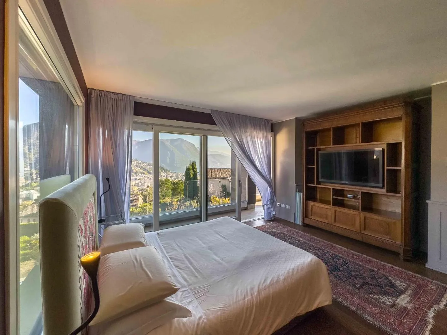 «Grande e prestigioso attico vista lago a Porza» - Foto 6 di 6