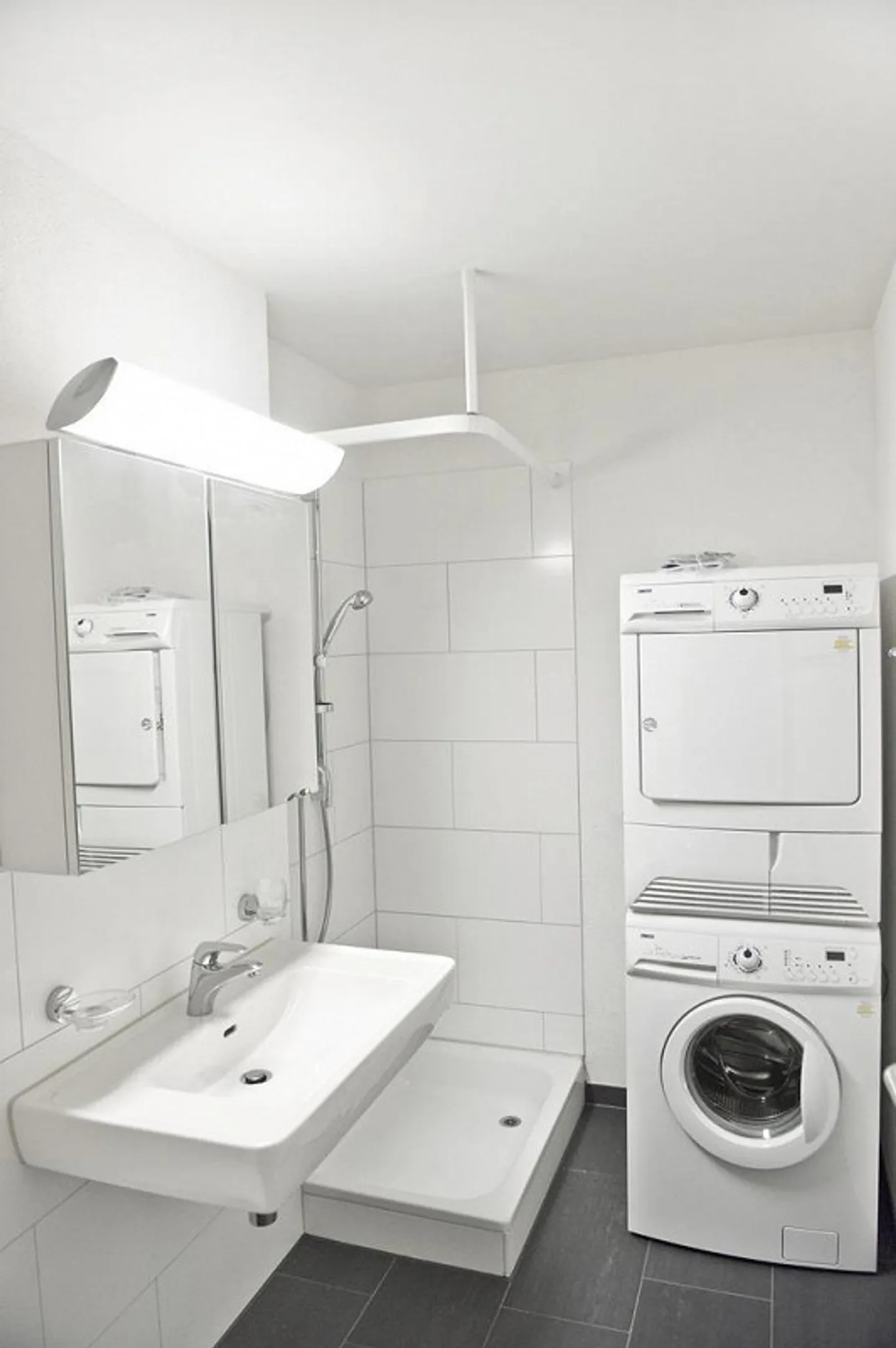 Maisonette spacieuse de 4,5 pièces - Photo 1 sur 9