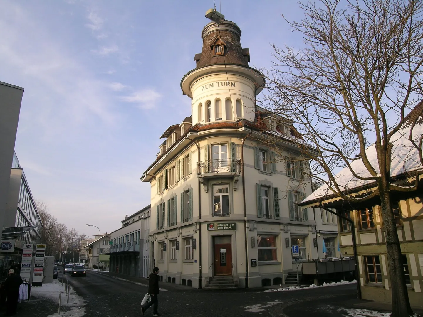 Freshly Renovated 3.5 Room Apartment in the Heart of Langenthal - Photo 1 of 12