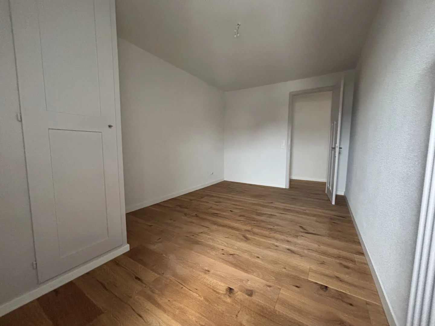 Freshly Renovated 3.5 Room Apartment in the Heart of Langenthal - Photo 10 of 12