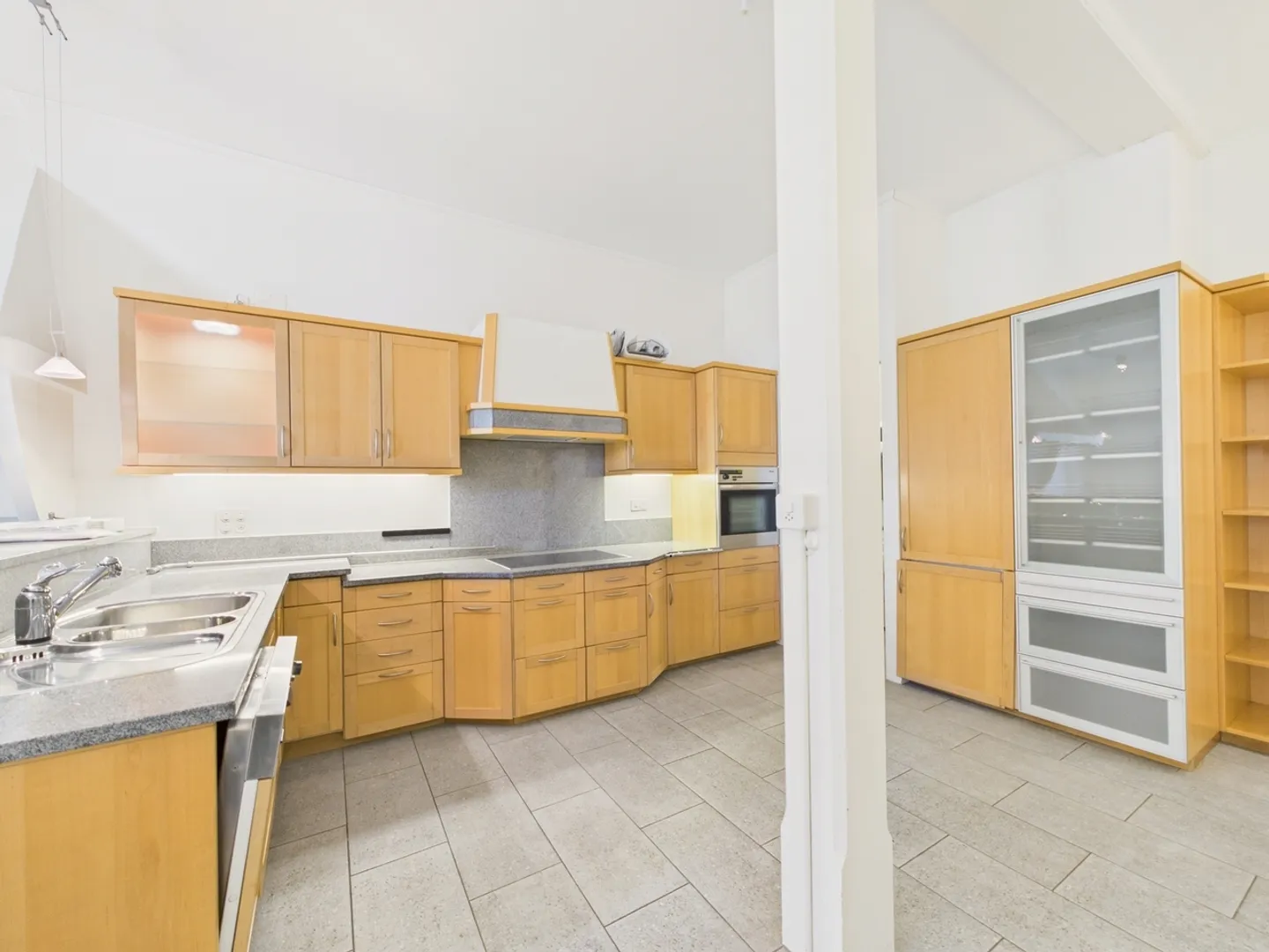 Villa esclusiva con vista lago a Sigriswil - Foto 6 di 13