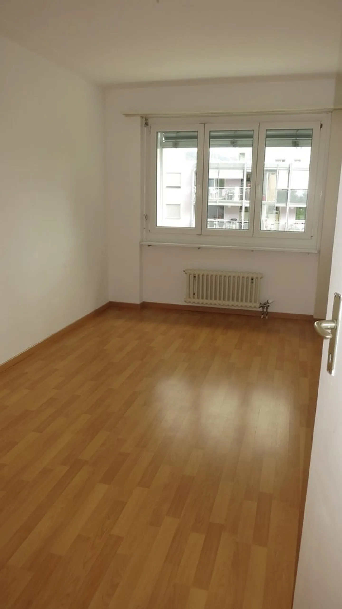 Appartamento di 4,5 stanze con vista a Spreitenbach in affitto - Foto 10 di 10