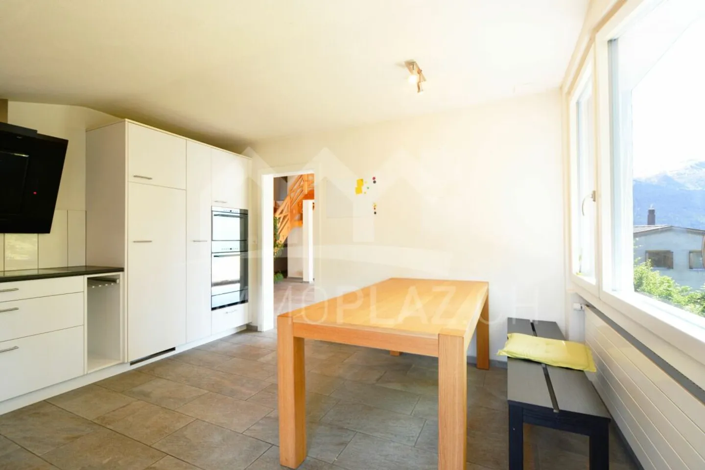 Incantevole appartamento mansardato di 4 1/2 locali con galleria e terrazza - Foto 4 di 9