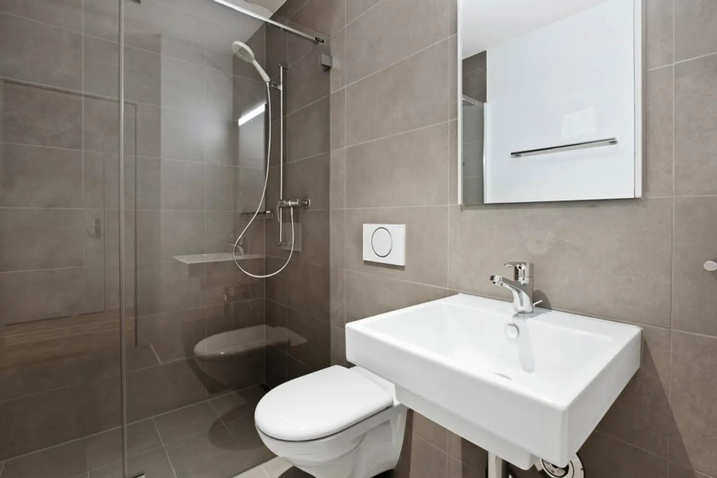 Appartement ensoleillé de 1,5 pièce au Weltpostpark - Photo 3 sur 3