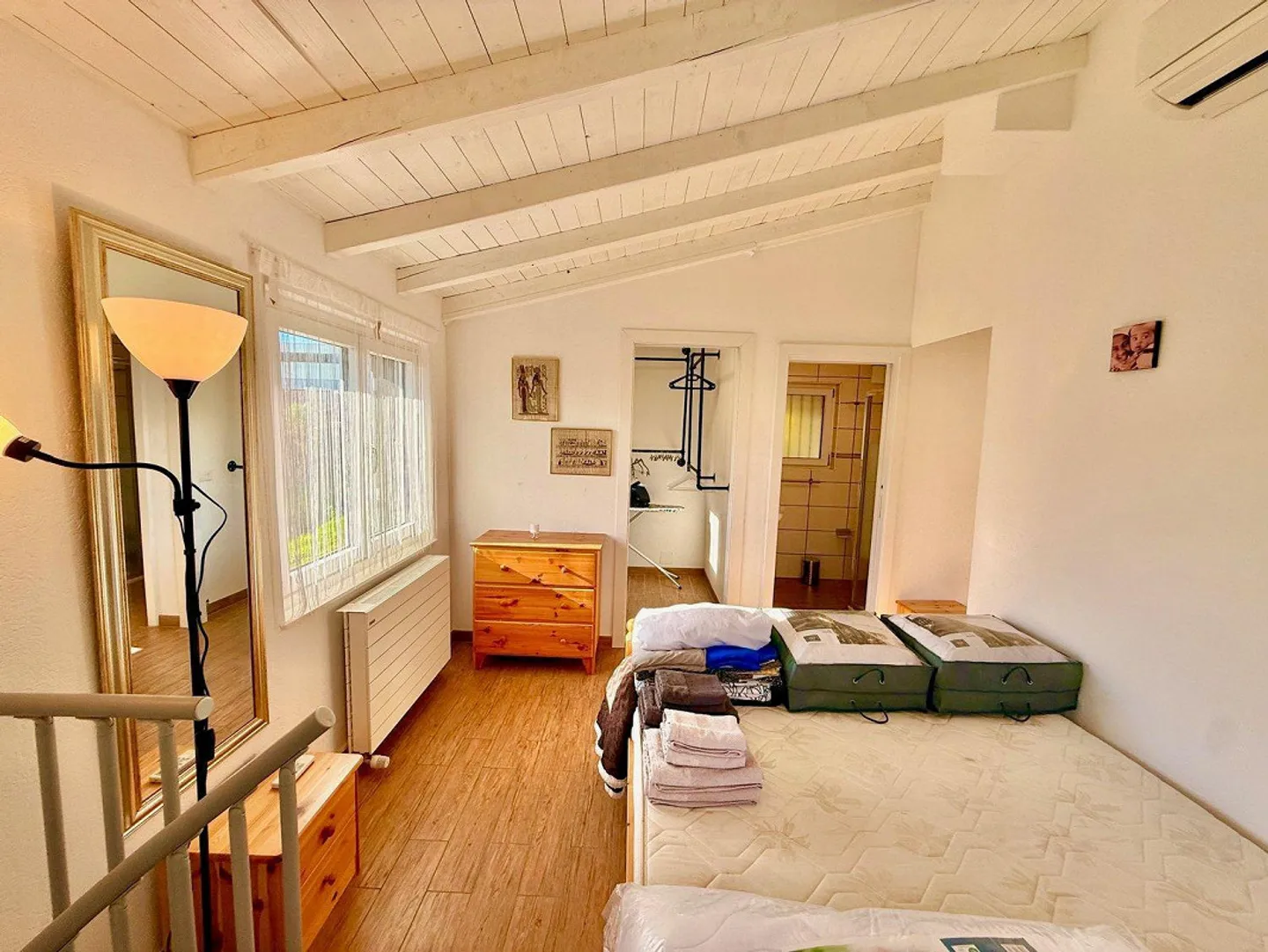 Moderne 2,5-Zimmer-Haus in Locarno mit einzigartigem Außenbereich - Foto 12 von 16