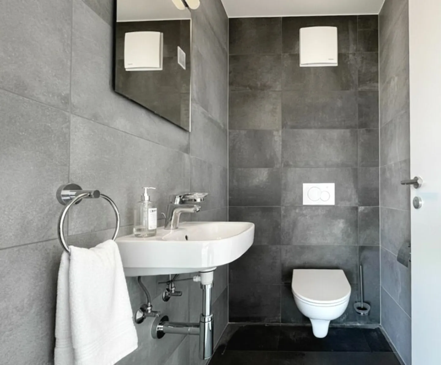 Maison individuelle avec 4,5 pièces et belle vue sur la plaine - Photo 4 sur 12