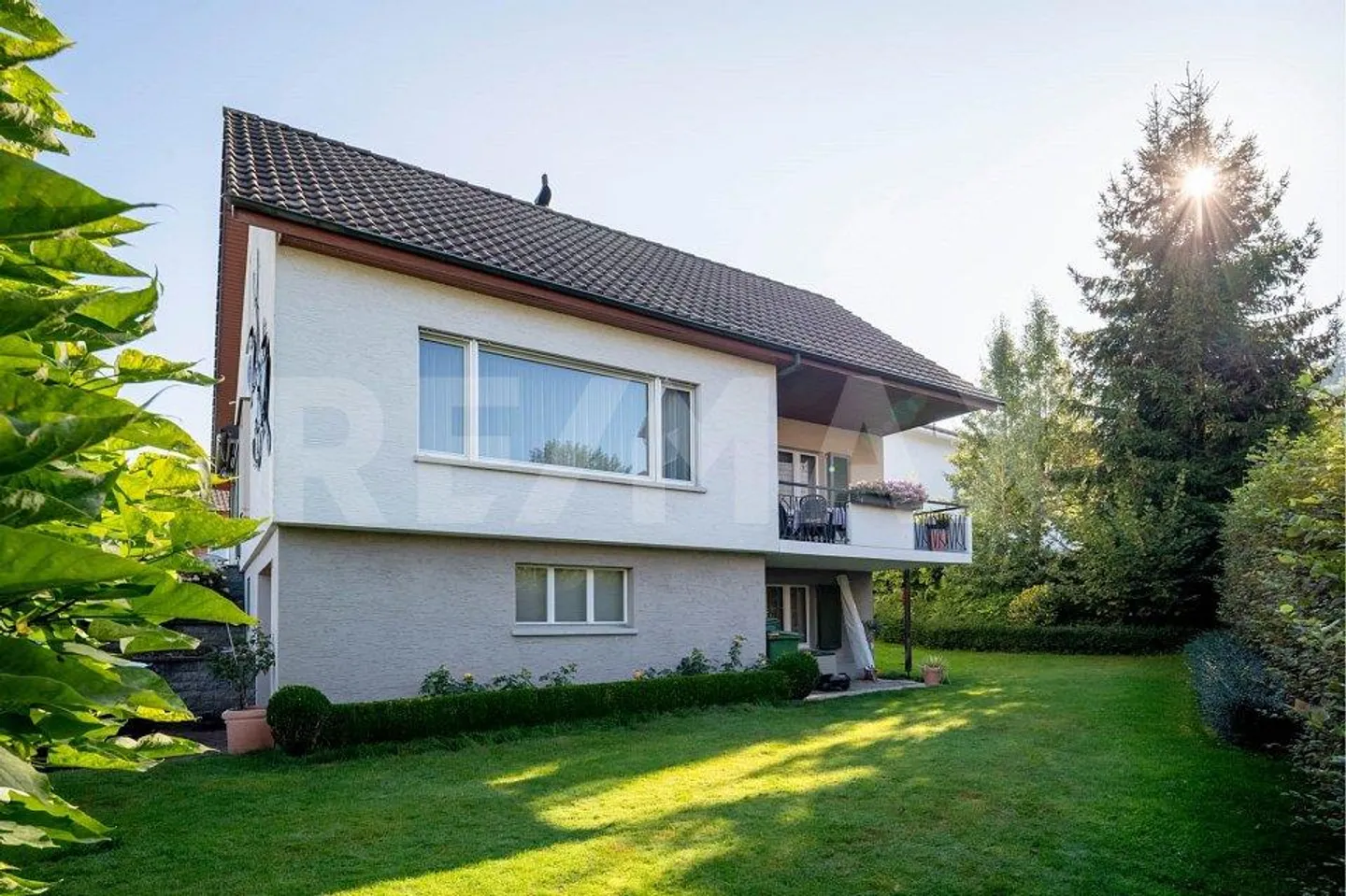 Detached House, Family-Friendly and Quiet Location - Photo 1 of 13