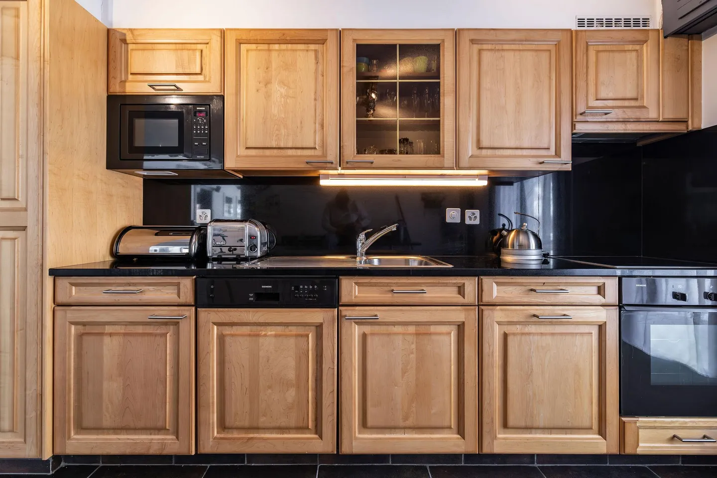 Appartement Lumineux avec Vue sur Montagne - Photo 9 sur 12