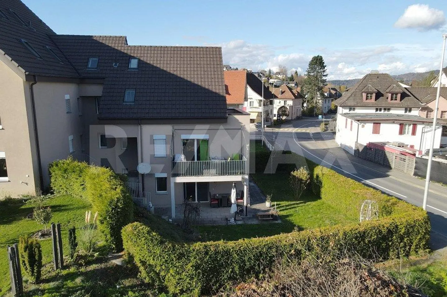 Charming Garden Apartment with Large Surroundings - Photo 1 of 13