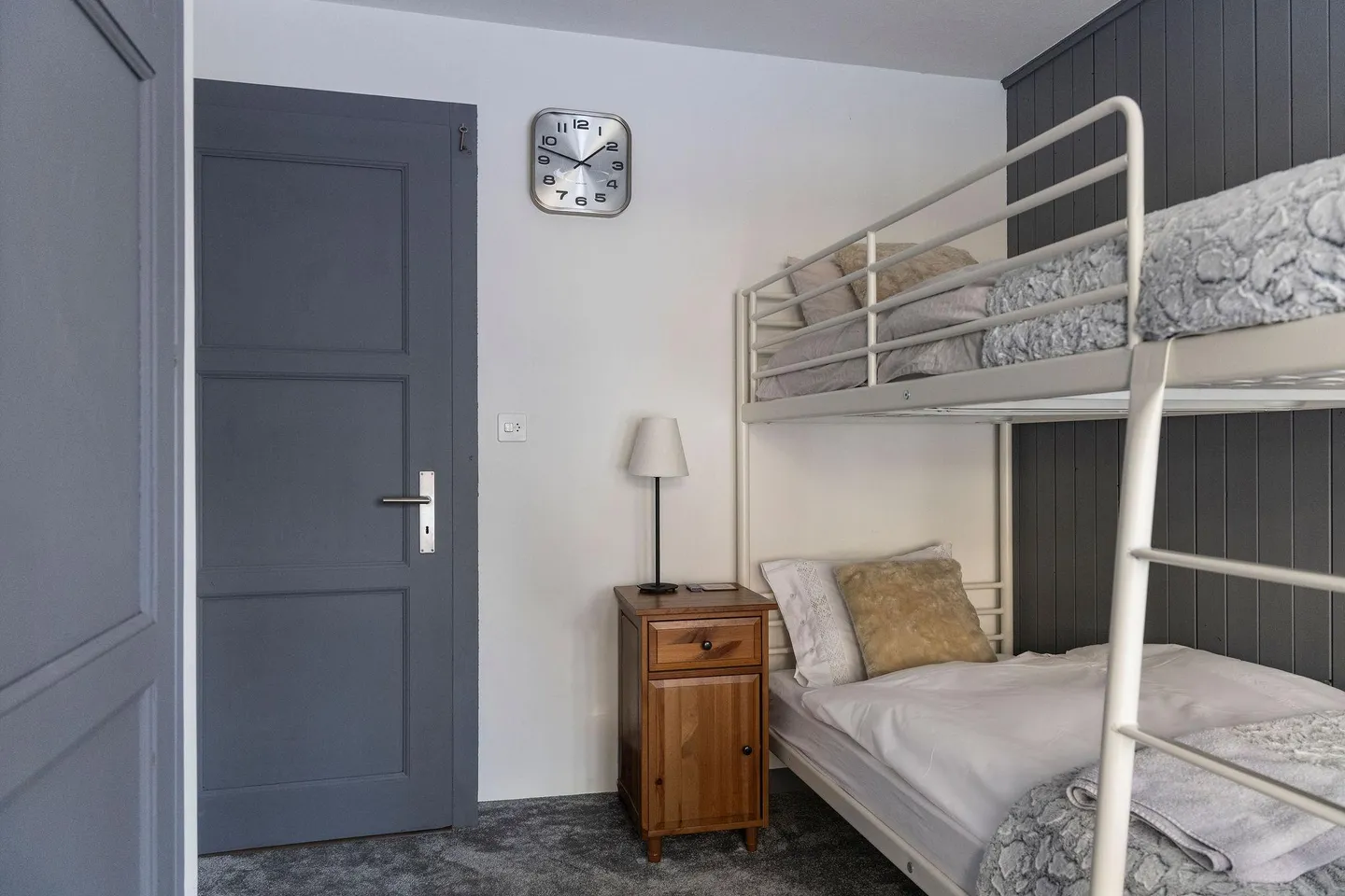 Appartement Lumineux avec Vue sur Montagne - Photo 7 sur 12